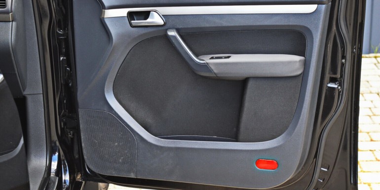 image_08_12-08-2025_18-40-48