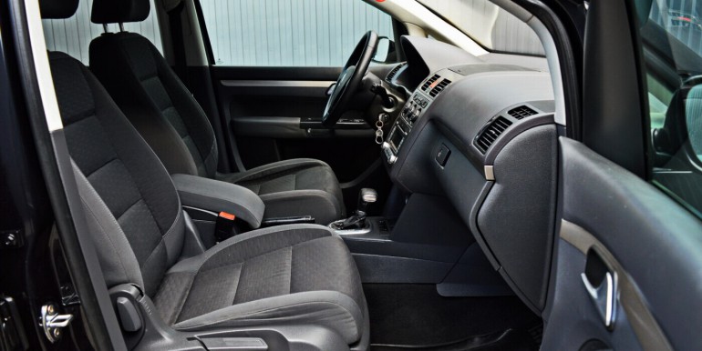 image_09_12-08-2025_18-40-48