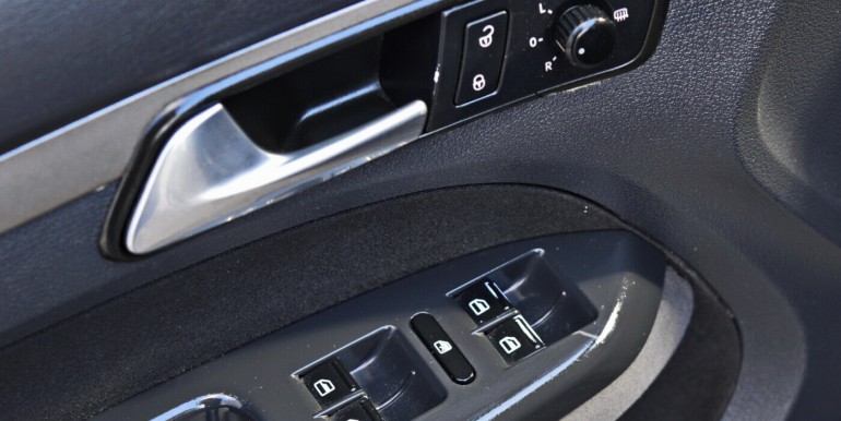 image_21_12-08-2025_18-40-48