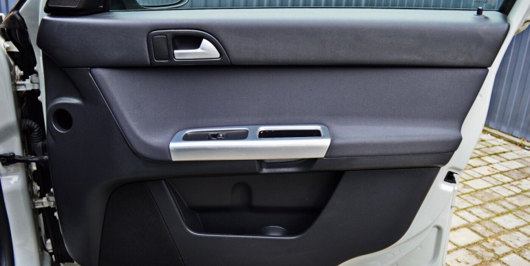 image_07_20-09-2025_15-17-56