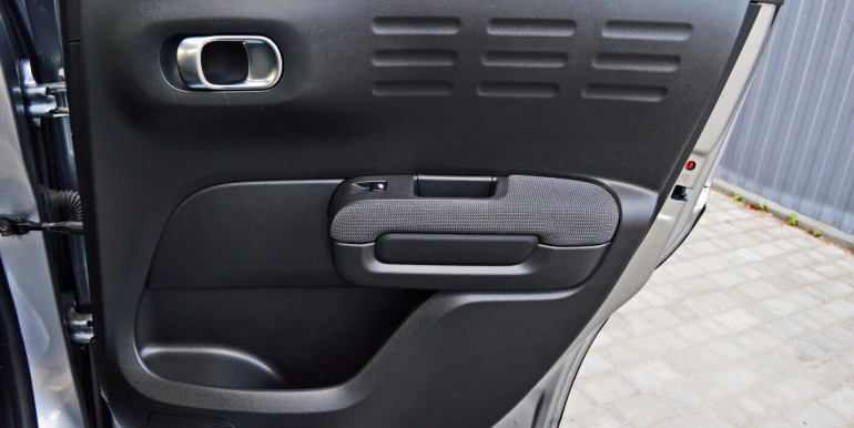 image_09_09-09-2025_18-04-35