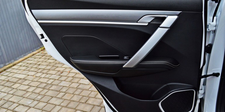 image_12_03-10-2025_18-19-10