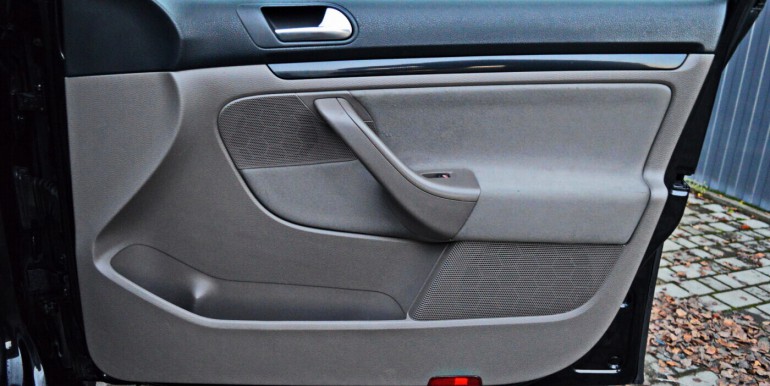 image_08_16-11-2025_11-20-51