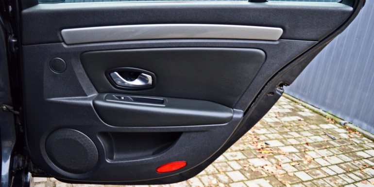 image_10_05-11-2025_12-35-24