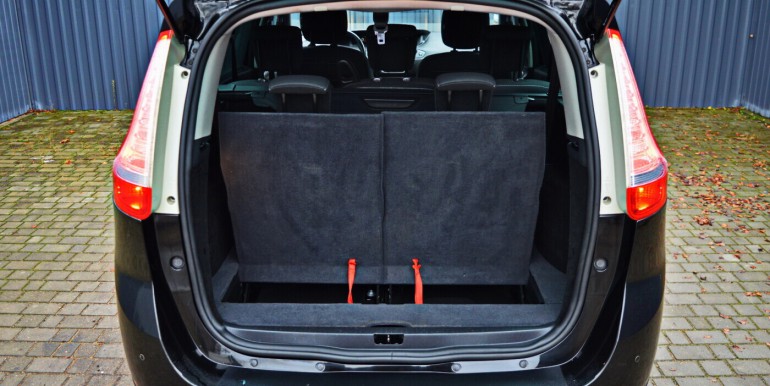 image_12_12-11-2025_15-34-48