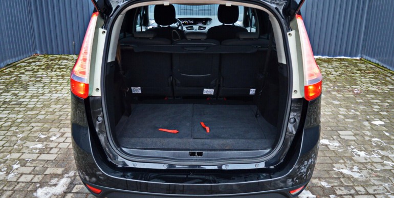 image_12_28-11-2025_12-29-22