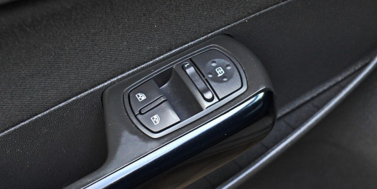 image_21_06-11-2025_16-22-57