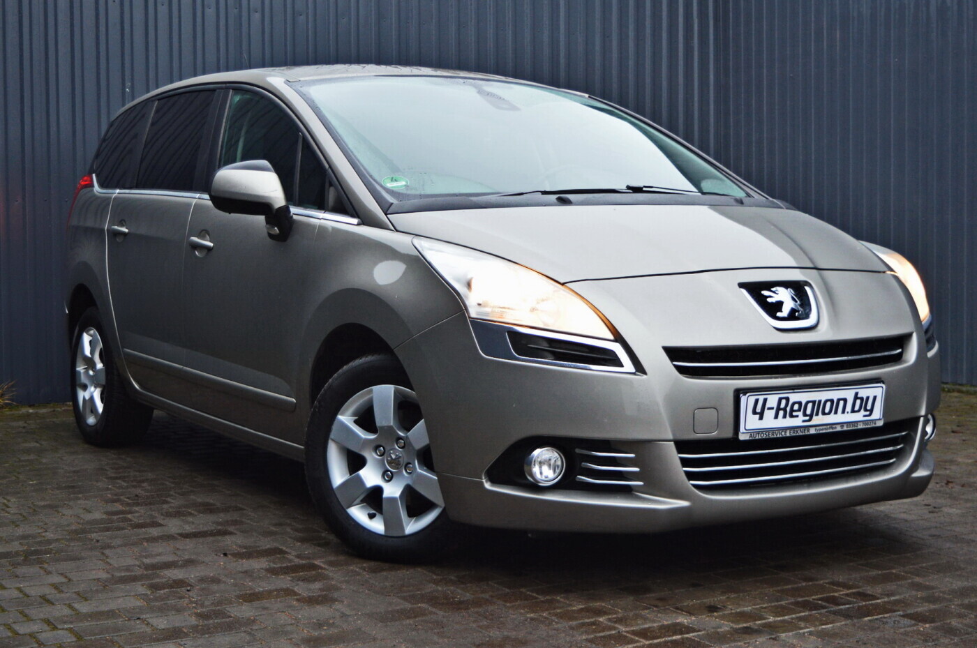 Peugeot 5008 I