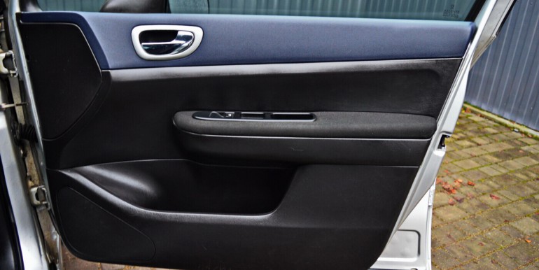 image_08_08-12-2025_13-55-12