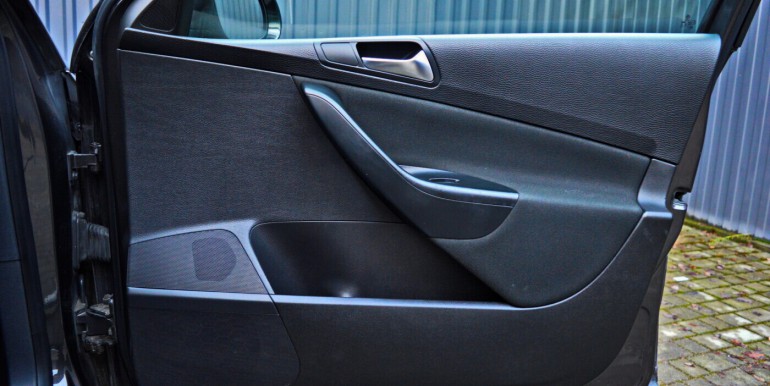 image_08_12-12-2025_17-10-14