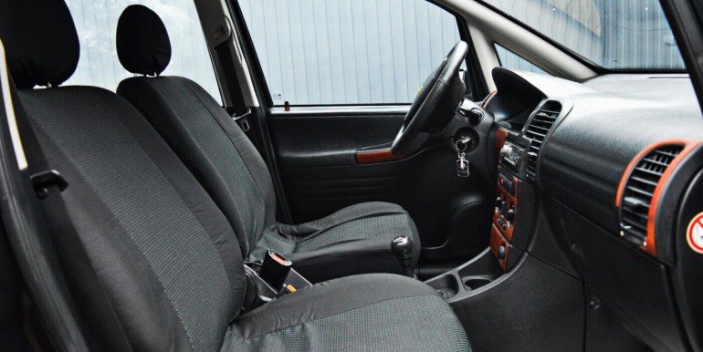 image_09_05-12-2025_17-13-13