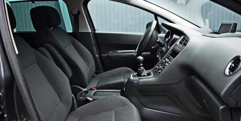 image_09_06-12-2025_17-11-51