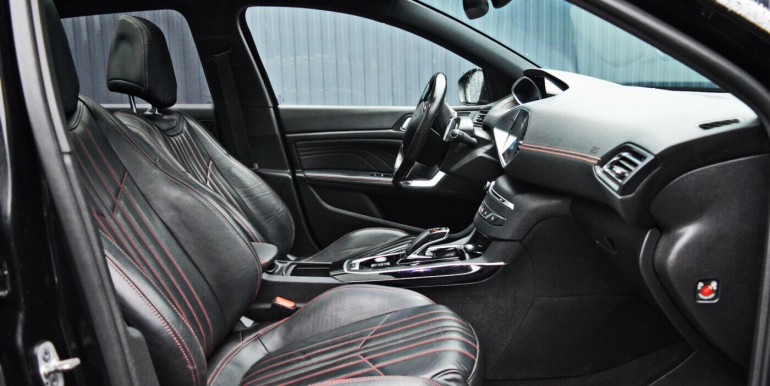 image_09_09-12-2025_14-58-20