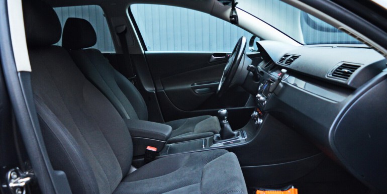 image_09_12-12-2025_17-10-14