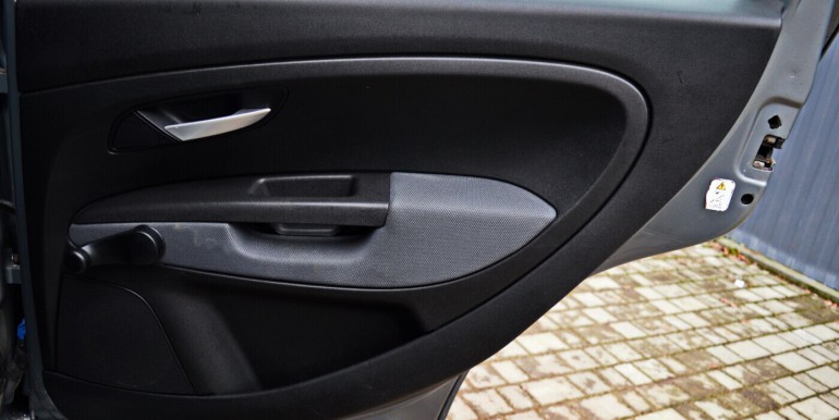 image_10_06-12-2025_17-15-52