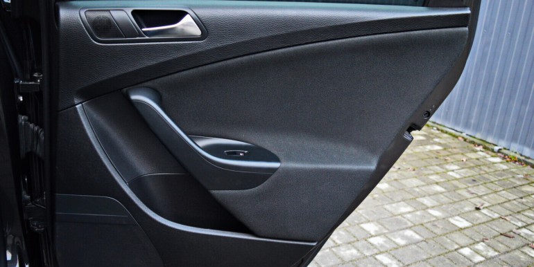 image_10_12-12-2025_17-10-14