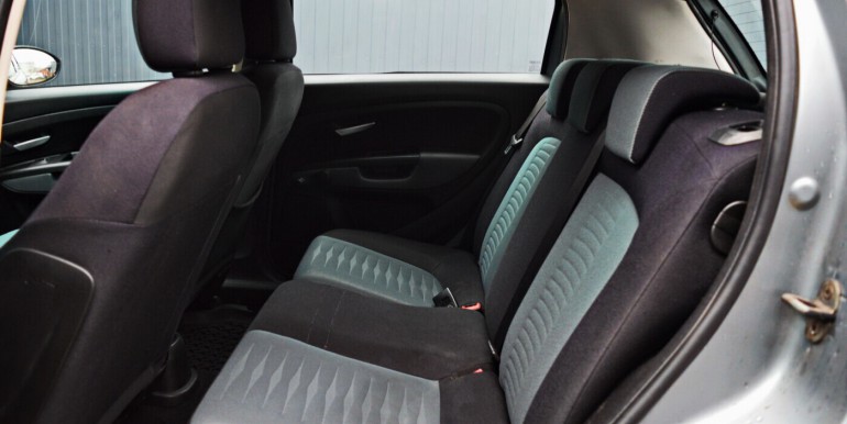 image_14_06-12-2025_17-15-52