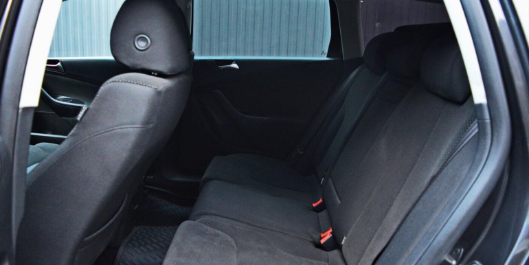 image_14_12-12-2025_17-10-14