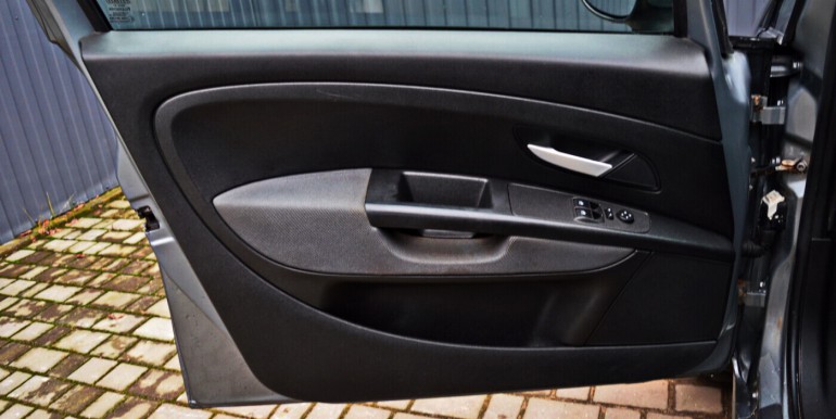 image_15_06-12-2025_17-15-52