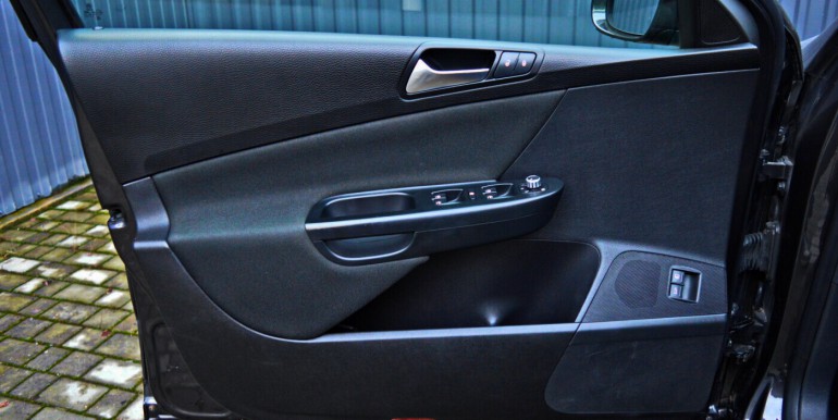 image_15_12-12-2025_17-10-14