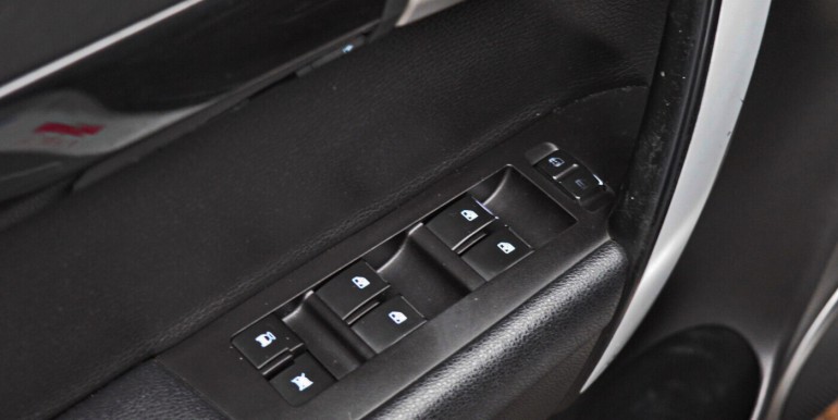 image_23_05-12-2025_17-15-57