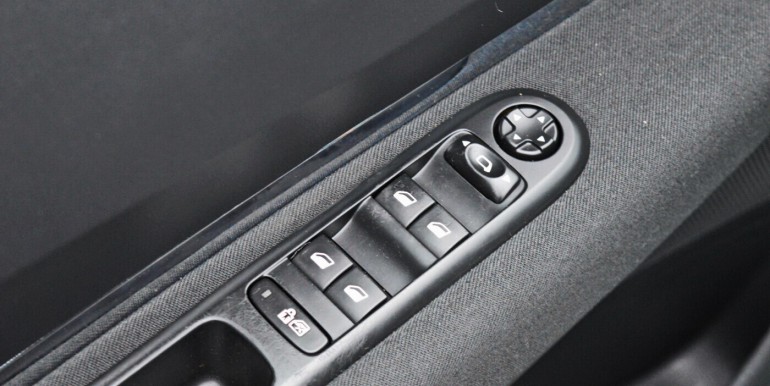 image_23_06-12-2025_17-11-51