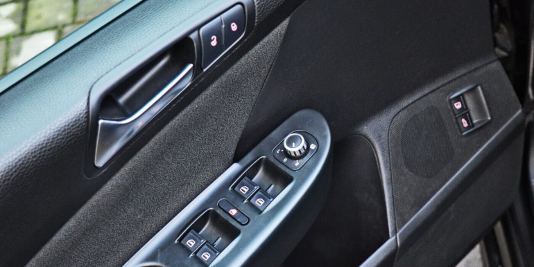 image_23_12-12-2025_17-10-14